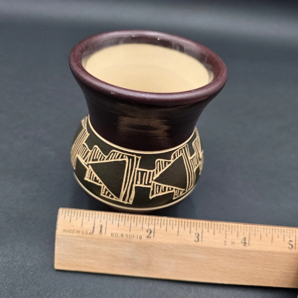 Vintage Studio Pottery Sgraffito Geometric Mini Bud Vase Brown 3.75in